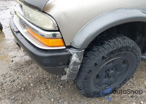 2001 Chevrolet Blazer Ls из США, поврежденный, VIN 1GNCT18W11K246877